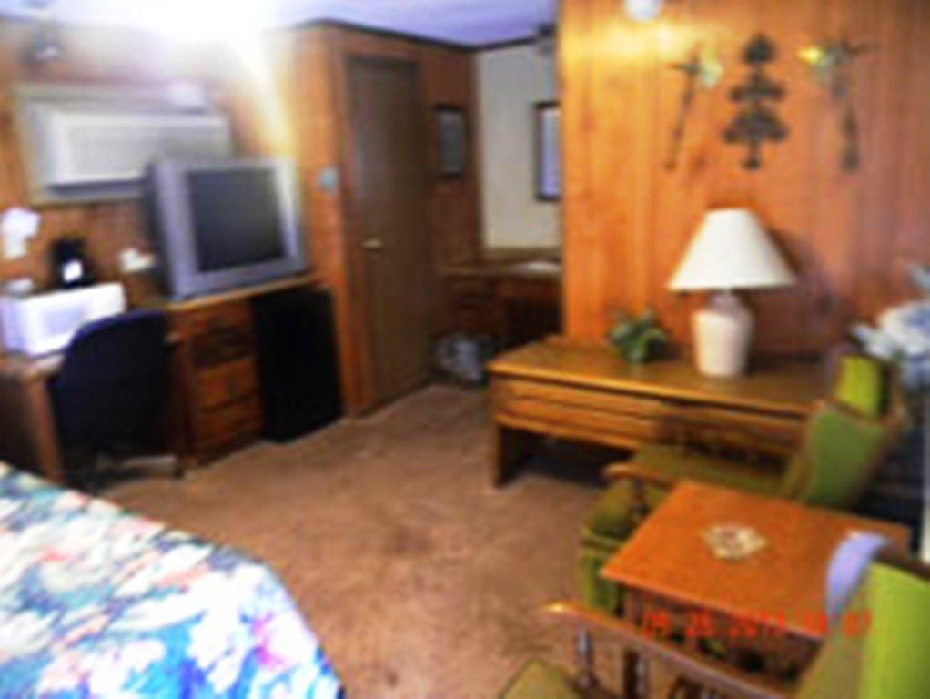 Free Breakfast Inn Oakley Room photo