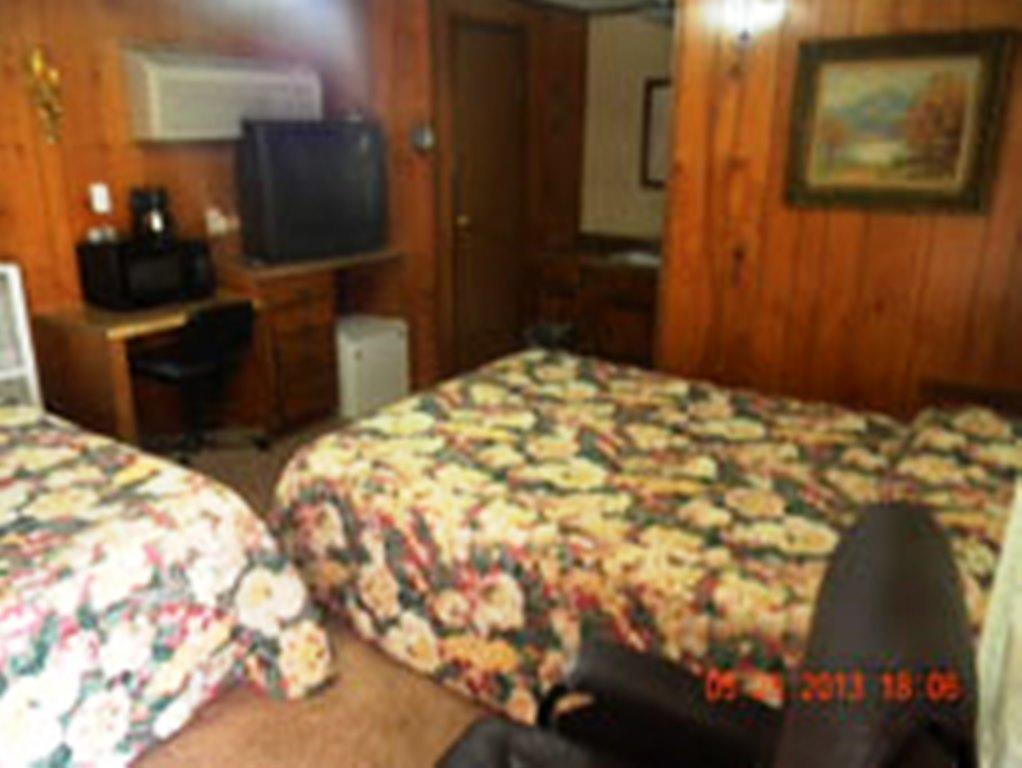 Free Breakfast Inn Oakley Room photo